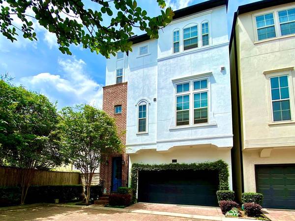 2703 Arabelle GRV, Houston, TX 77007