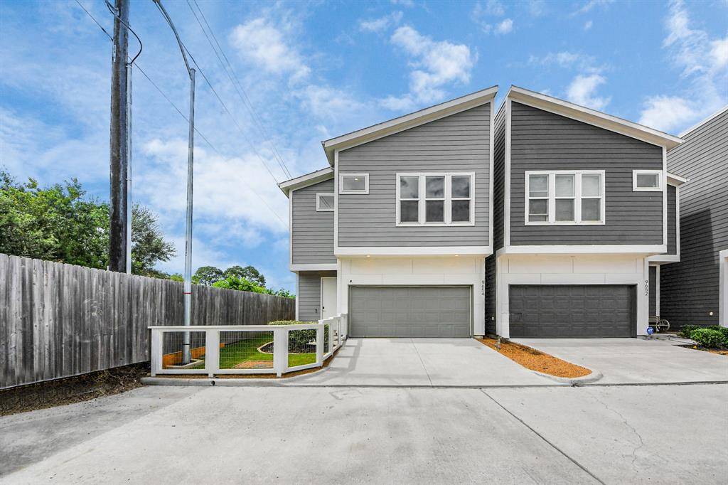 Houston, TX 77075,9654 Habitat ST