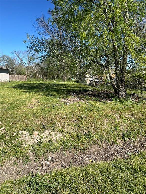 Houston, TX 77016,0 Lavender ST