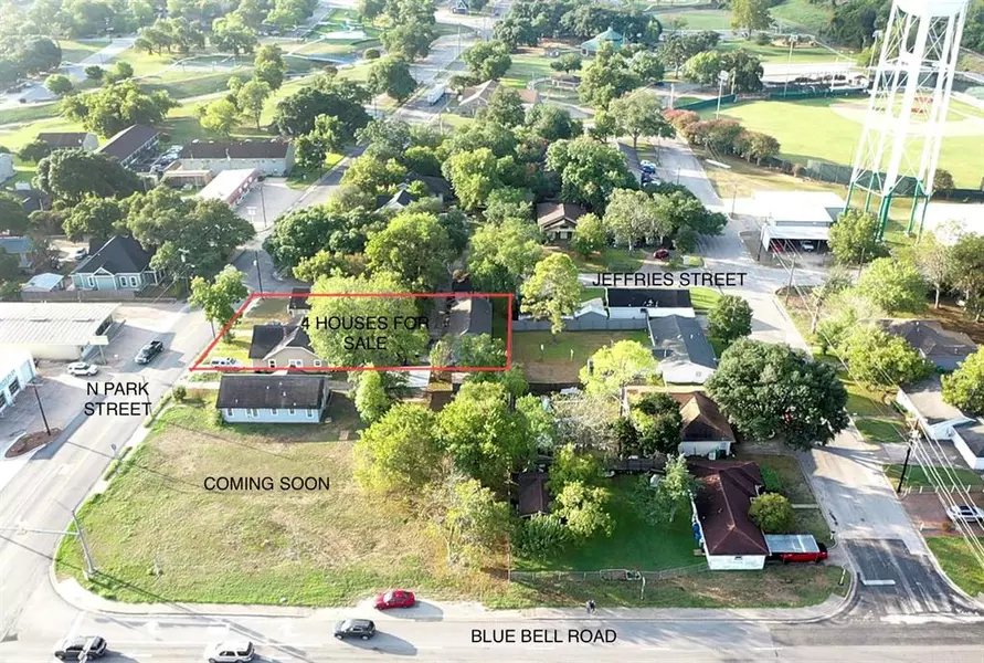 1003 N Park ST, Brenham, TX 77833