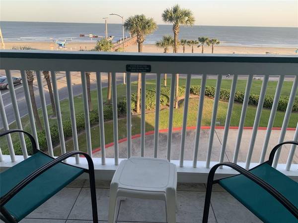 6102 Seawall BLVD #305, Galveston, TX 77551