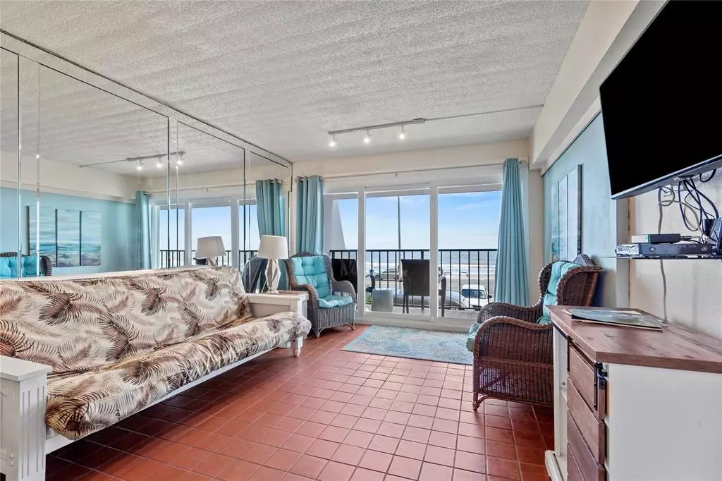 Galveston, TX 77551,7310 Seawall BLVD #206