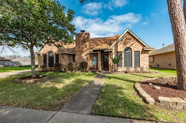 602 Bradshire CT, Deer Park, TX 77536