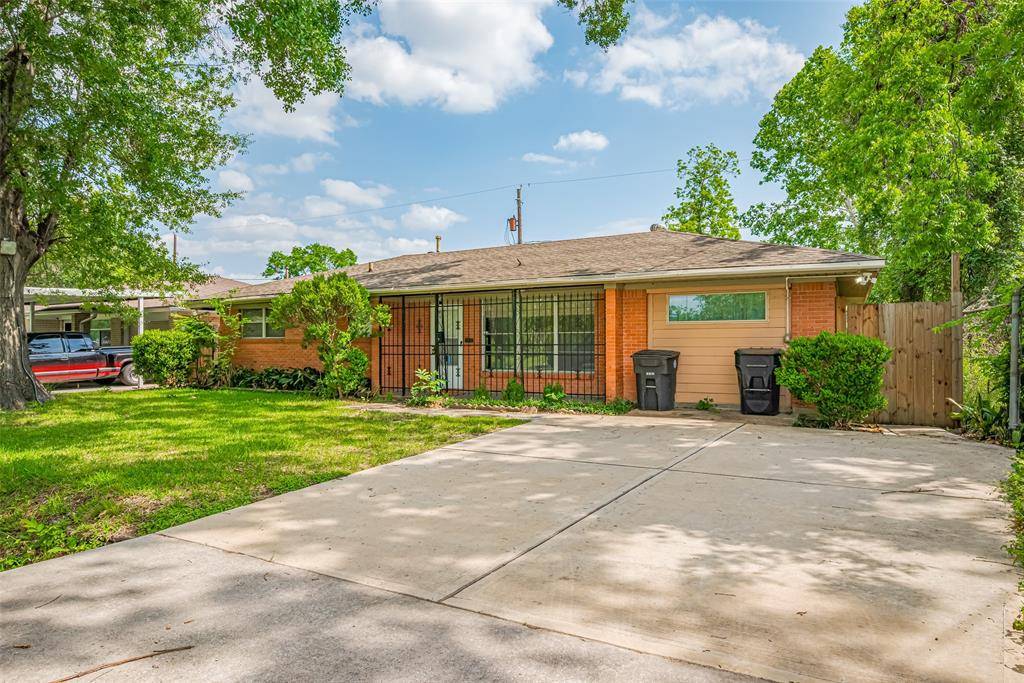 Houston, TX 77076,241 W Rittenhouse ST