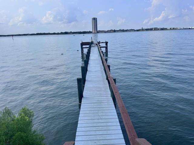 Kemah, TX 77565,219 Lakeside DR