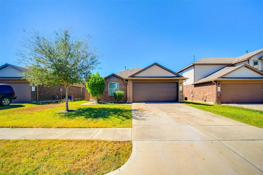 9210 Rustling Manor LN, Richmond, TX 77407