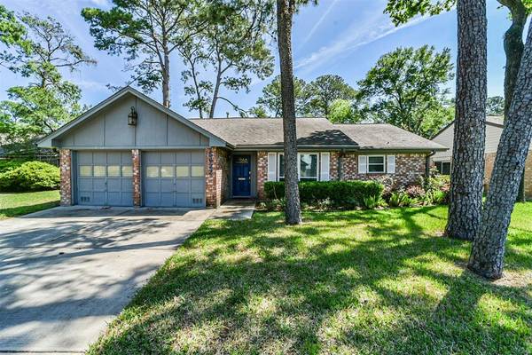 5622 Knobby Knoll DR, Houston, TX 77092