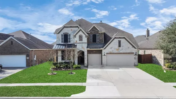 305 Westwood DR, League City, TX 77573