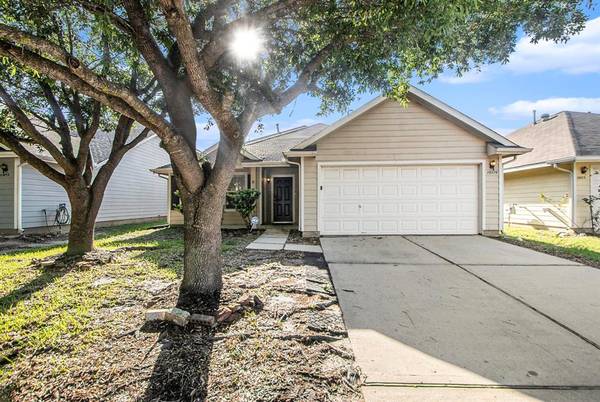 19719 Falling Stream DR, Tomball, TX 77375