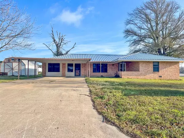 600 W Washington, Kosse, TX 76653