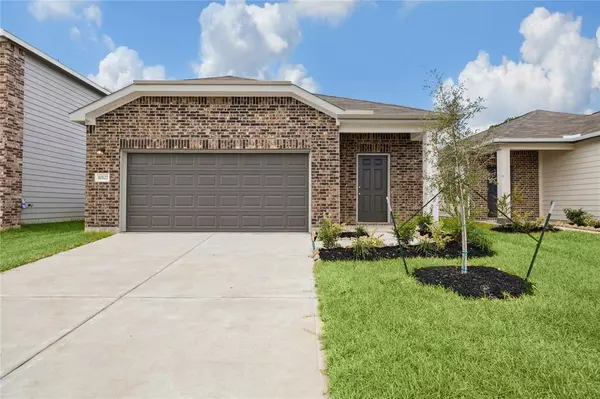 10127 Tiger Flower LN, Houston, TX 77016