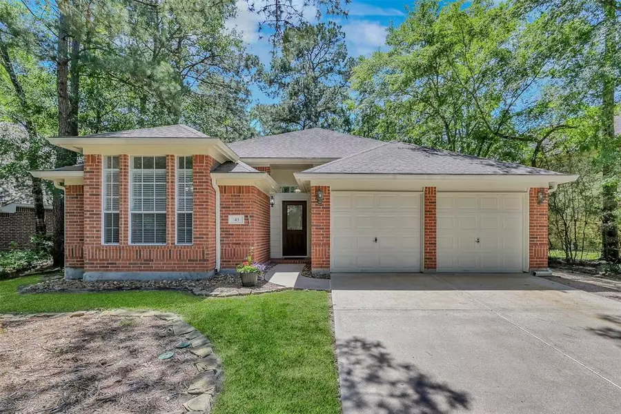 43 Wrens Song PL, The Woodlands, TX 77382