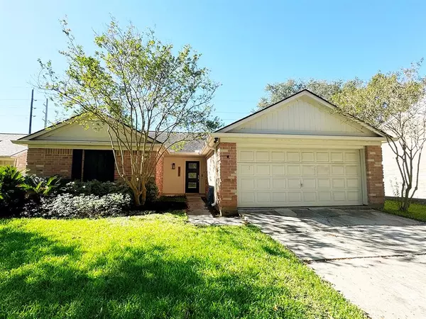 2722 Great Lakes AVE, Sugar Land, TX 77479