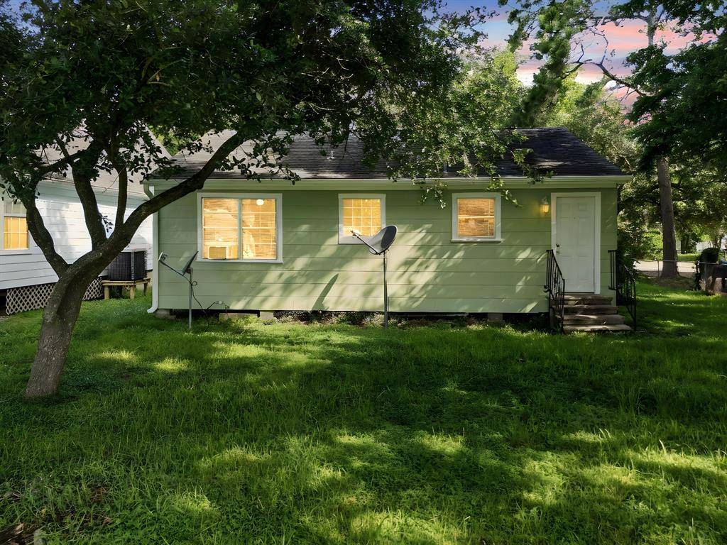 Bacliff, TX 77518,303 Texas AVE