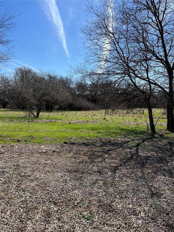 254 HCR 4149, Grandview, TX 76050
