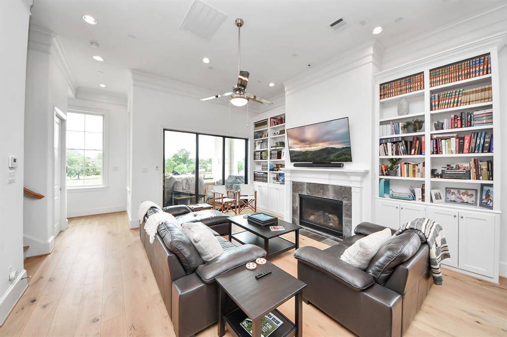 Houston, TX 77025,3828 Glen Arbor DR #B