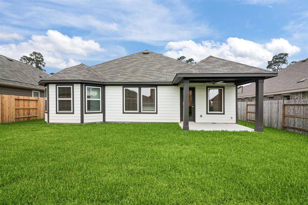 Willis, TX 77378,270 Mountain Knolls LN