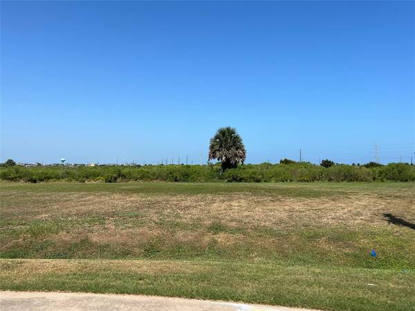 3623 Foremast, Galveston, TX 77554