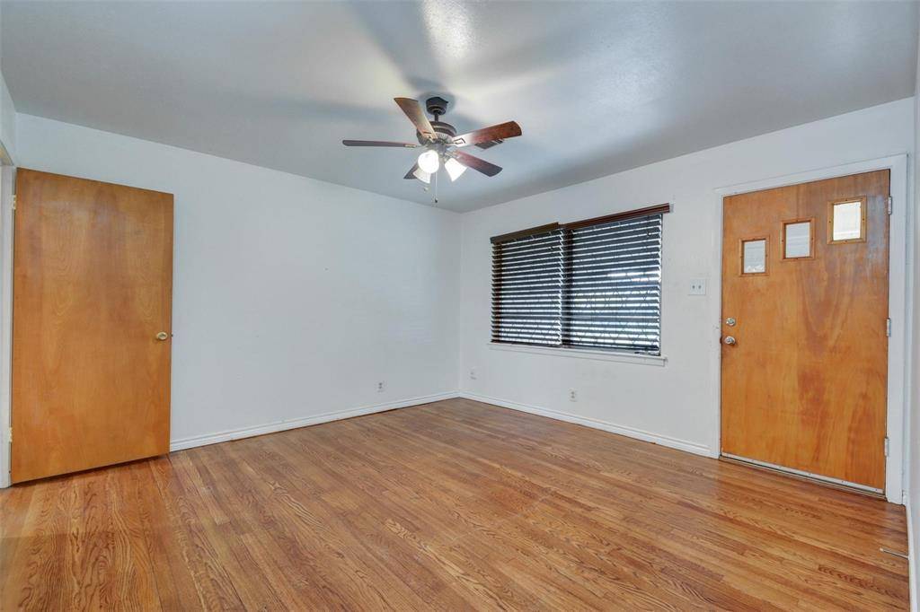 Houston, TX 77007,2527 Roy CIR