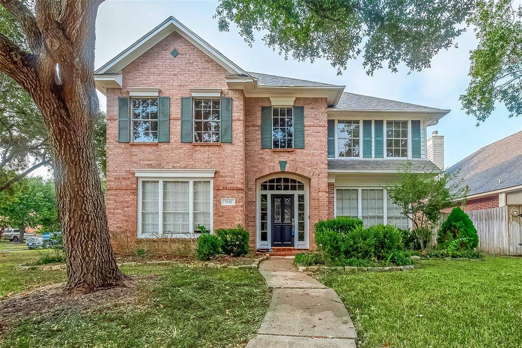 7130 Glenwood DR, Sugar Land, TX 77479