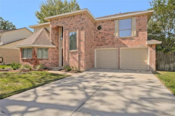 4623 Sunshine DR, Sugar Land, TX 77479