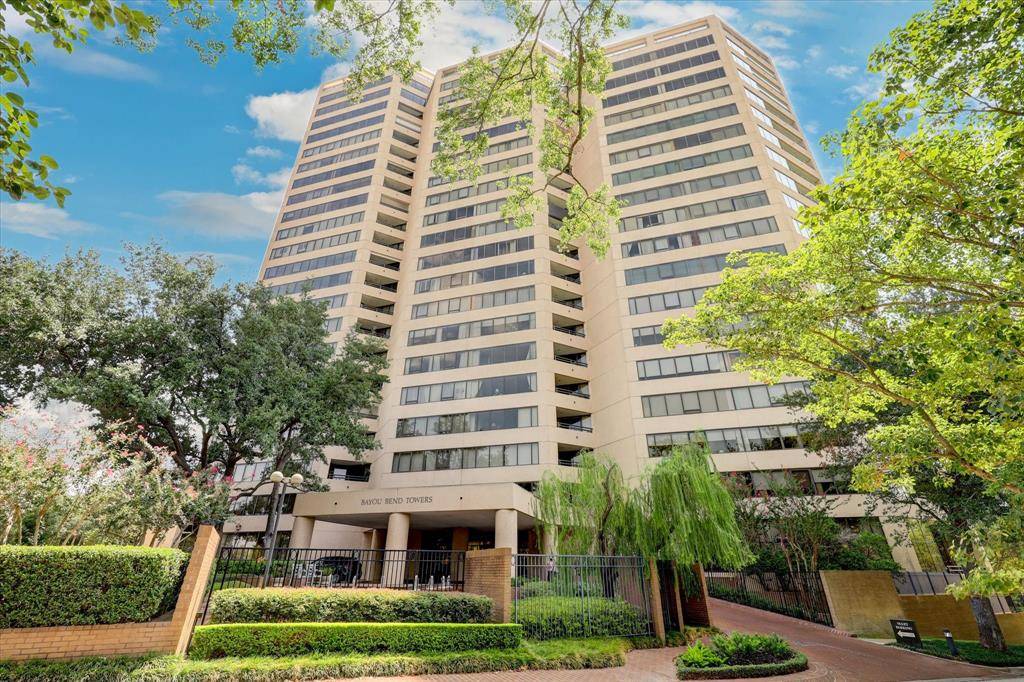 101 Westcott ST #1003, Houston, TX 77007