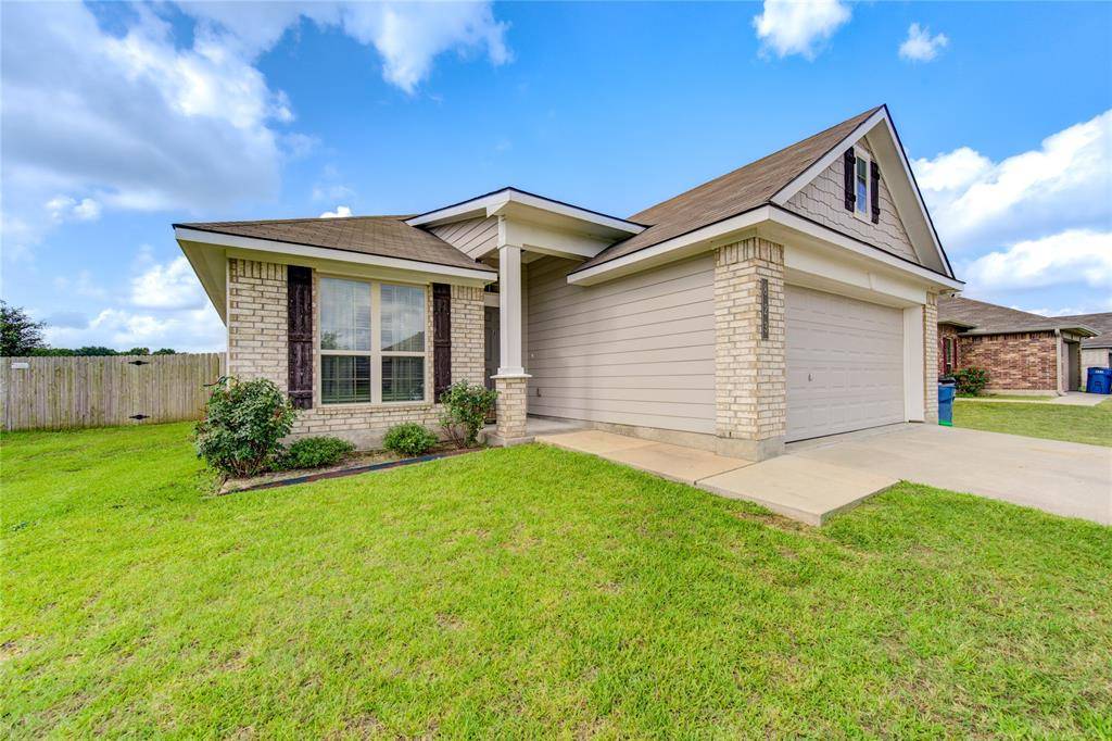 Navasota, TX 77868,823 Mockingbird ST