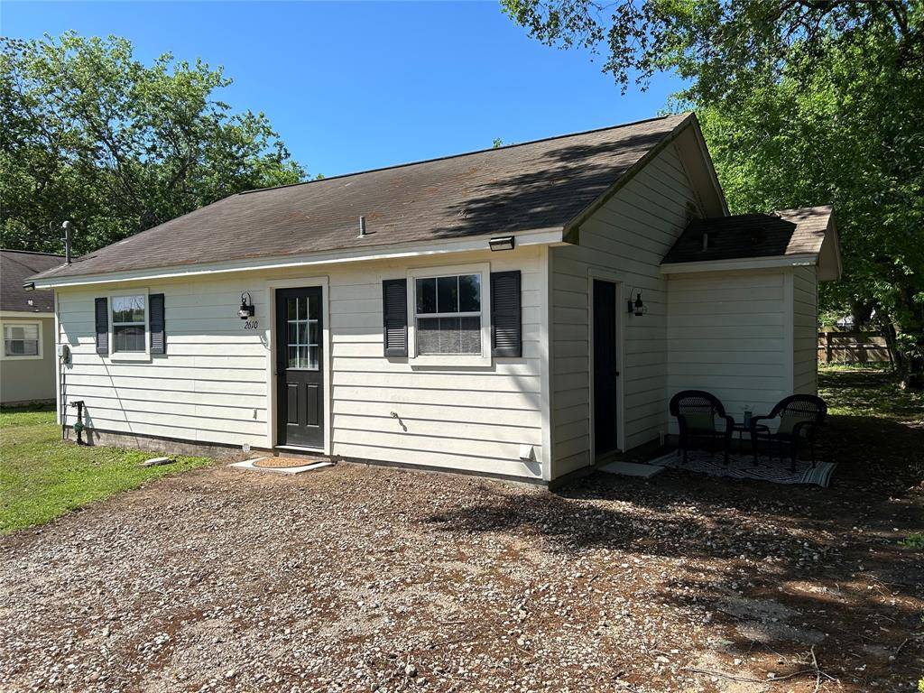 2610 Daugherty ST, Waller, TX 77484
