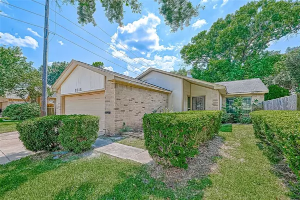 2518 Old Fort RD, Sugar Land, TX 77479