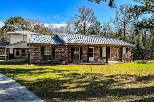 171 Snowhill RD, Coldspring, TX 77364