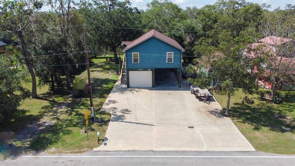 1425 County Road 244a, Brazoria, TX 77422