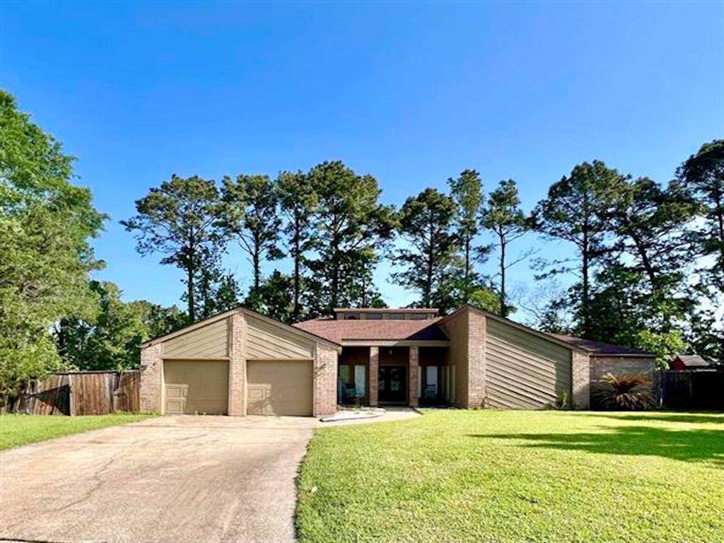 210 Glenbrook ST, Vidor, TX 77662