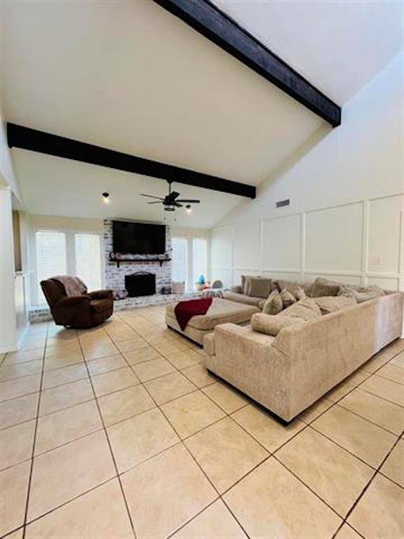 Vidor, TX 77662,210 Glenbrook ST