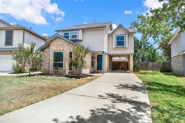 4723 Saint Lawrence DR, Friendswood, TX 77546