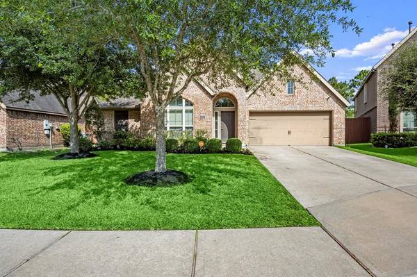 2304 Laurel Loch LN, Pearland, TX 77584