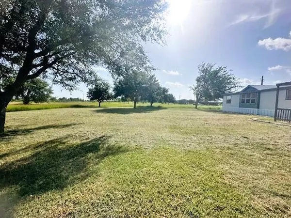 El Campo, TX 77437,340 County Road 324