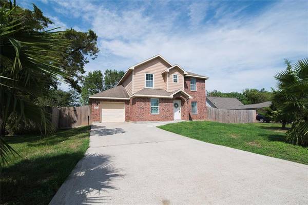 2820 28th AVE N, Texas City, TX 77590