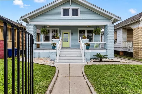 2916 Avenue R, Galveston, TX 77550