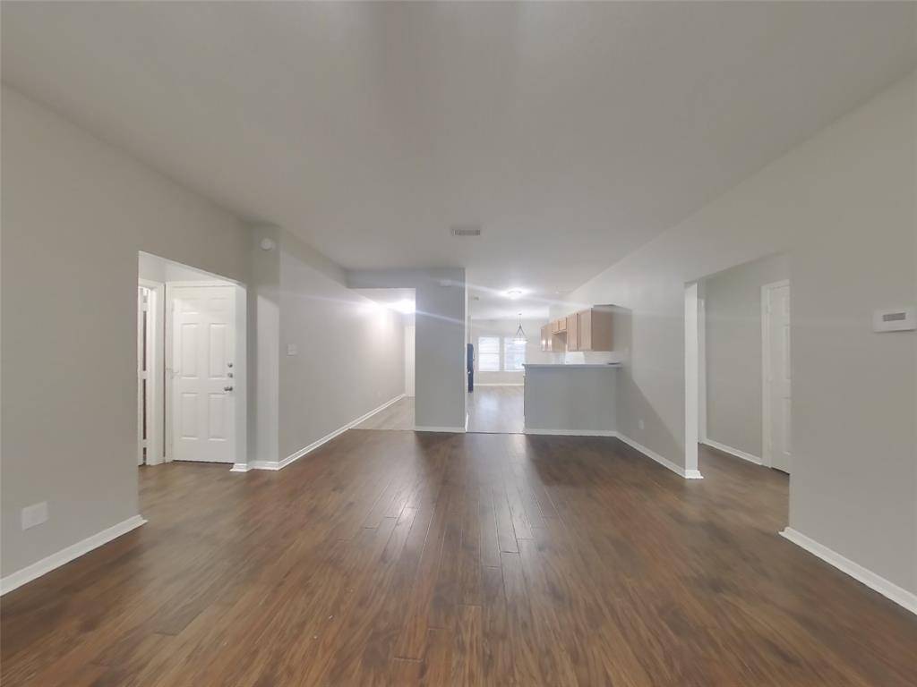 Dickinson, TX 77539,5008 Asia LN