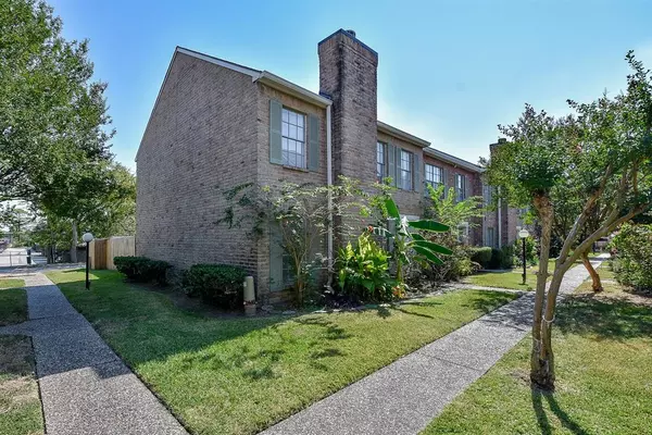 69 E Park West DR #69, Houston, TX 77072