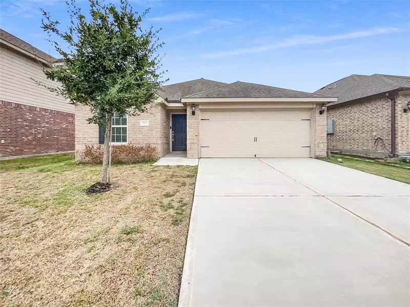 519 Douro DR, Crosby, TX 77532