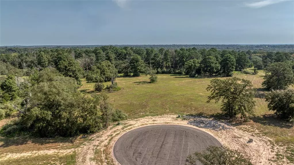 395 Oak Hill Lane, Bellville, TX 77418