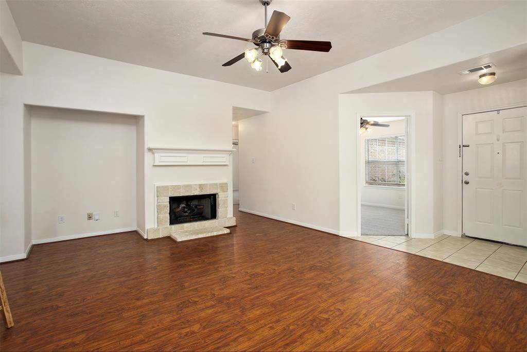 Alvin, TX 77511,5299 Morgan Oak DR