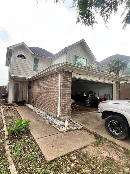 9231 Kingsflower CIR, Houston, TX 77075