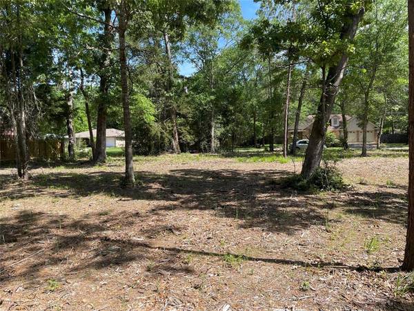 1128 Timberglen DR, Livingston, TX 77351