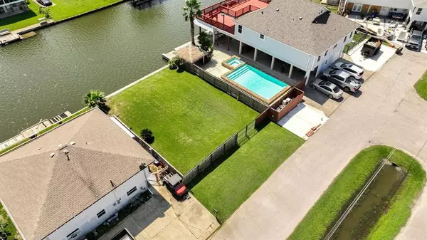 Bayou Vista, TX 77563,420 Ling ST