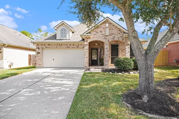 409 Livingstone LN, League City, TX 77573