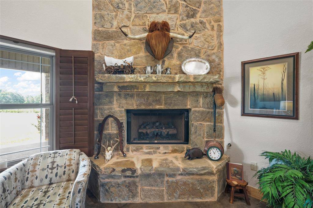 Groesbeck, TX 76642,304 Lcr 424
