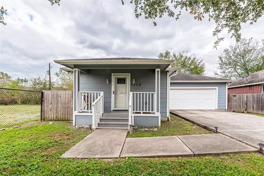 5210 Ricky ST, Houston, TX 77033