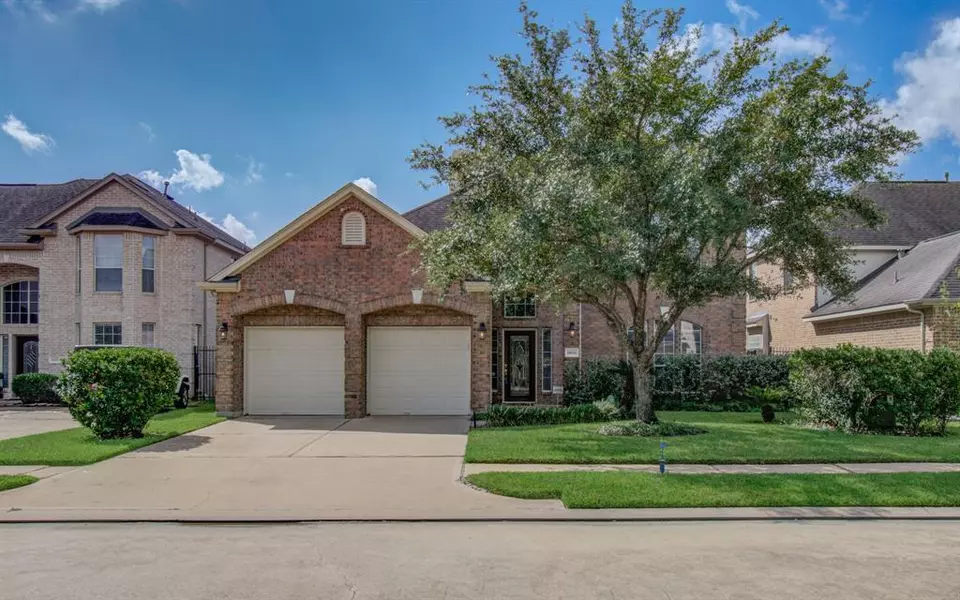 18111 Billabong Crescent CT, Cypress, TX 77429